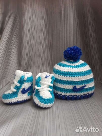 Комплект пинетки и шапочка