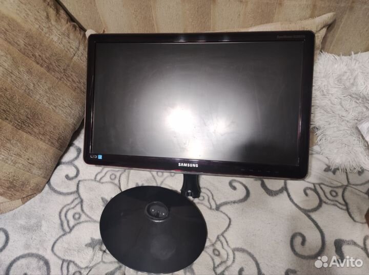 Монитор Samsung 21,5