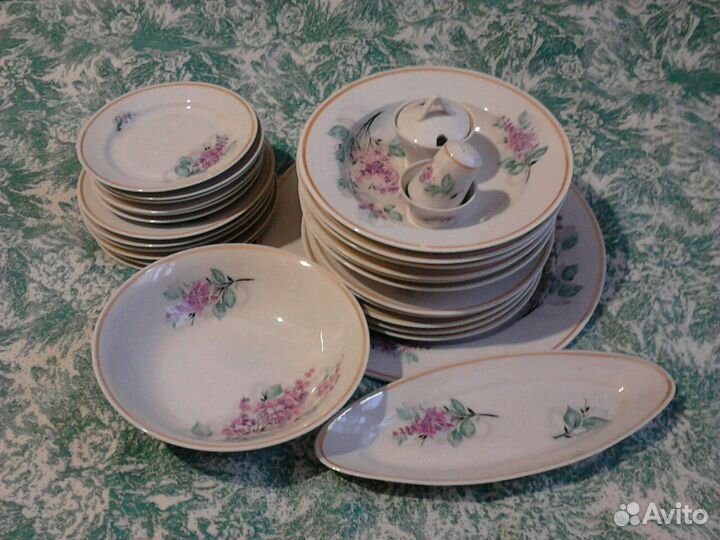 Сервиз столовый новый
