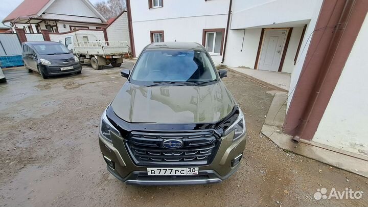 Дефлектор капота (Classic черный ) Subaru Forester