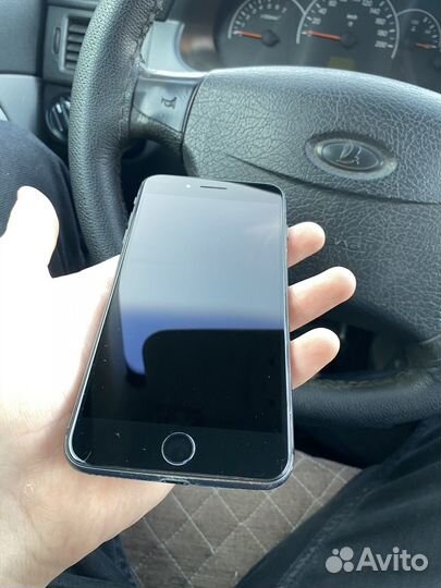 iPhone 8 Plus, 64 ГБ