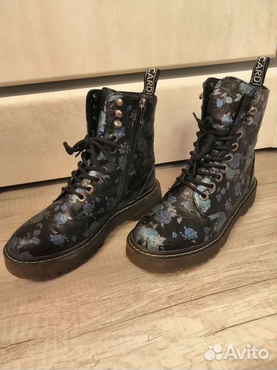 Ботинки женские