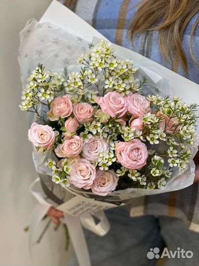 Букет кустовая роза (открытка в подарок)