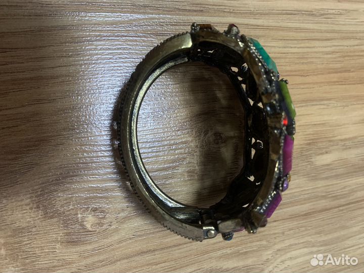 Браслет женский с камнями