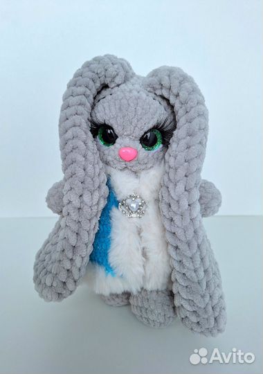 Вязаный заяц. Игрушка заяц ручной работы