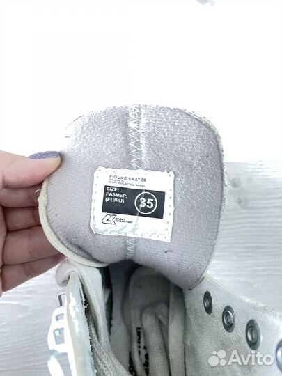 Коньки фигурные, р. 35