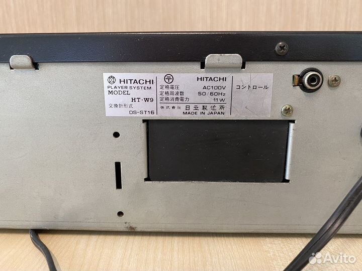 Виниловый проигрыватель Hitachi lo-d HT-W9