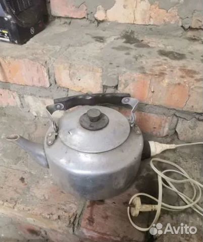 Продам электрический чайник