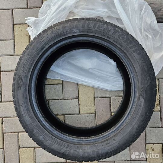 Goodyear EfficientGrip SUV 4x4 235/55 R19 105V