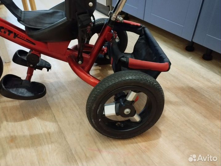 Трех колесный велосипед