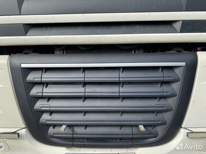 Решетка радиатора Daf XF105