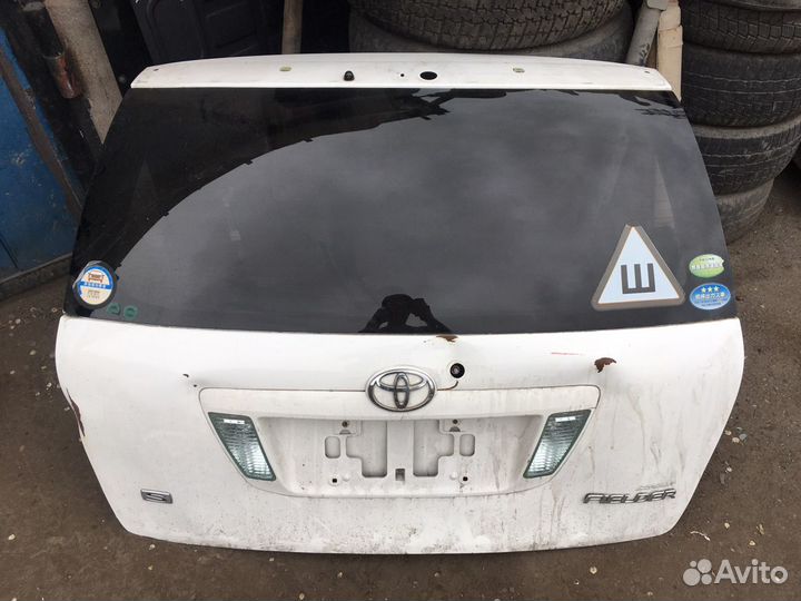 Дверь задка Toyota Corolla Filder