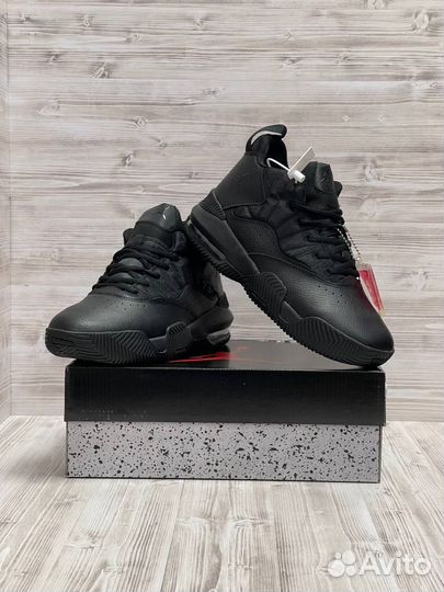 Jordan Stay Loyal Triple Black -gore-TEX -25