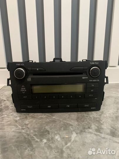Штатная магнатола Toyota