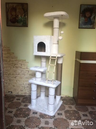 Домик для кошки с когтеточкой