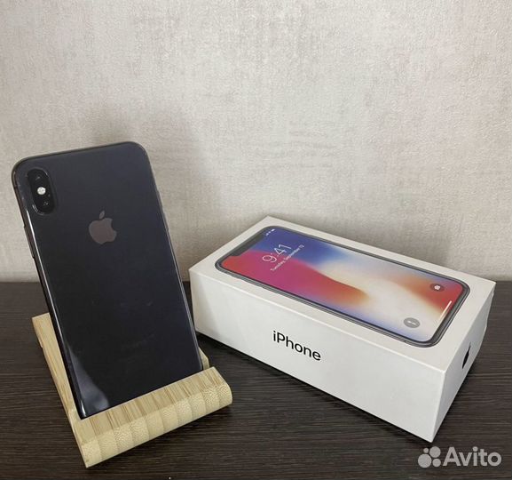 iPhone x 64