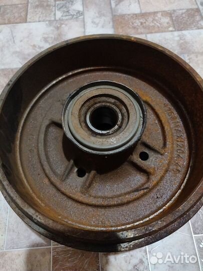 Задние тормозные барабаны на Renault Logan