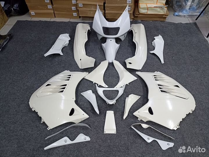 Комплект пластика Suzuki RF 400 600 под покраску