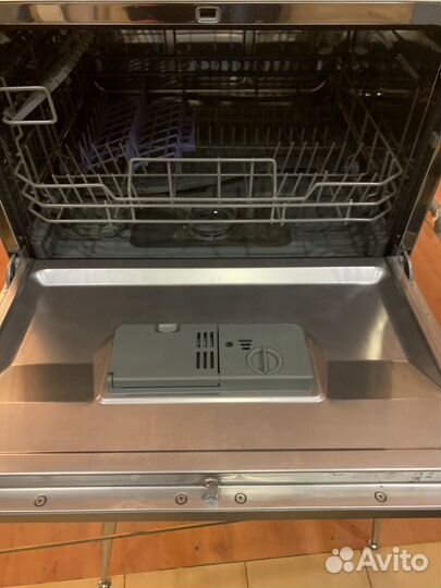 Посудамоющая машина