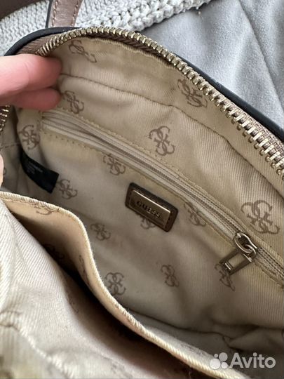 Поясная сумка Guess