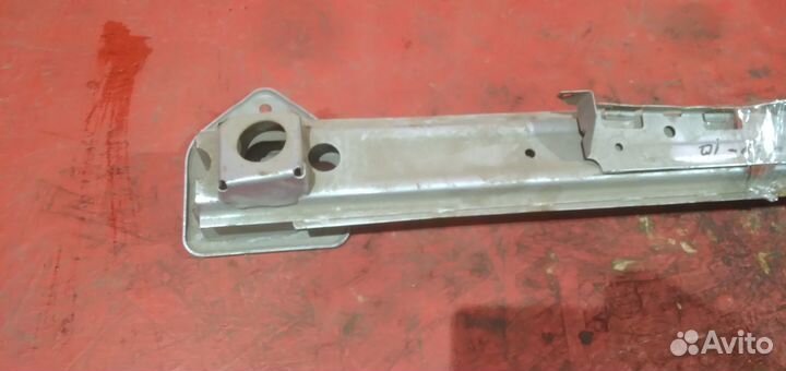 Лансер 10 усилитель заднего бампера с креплением