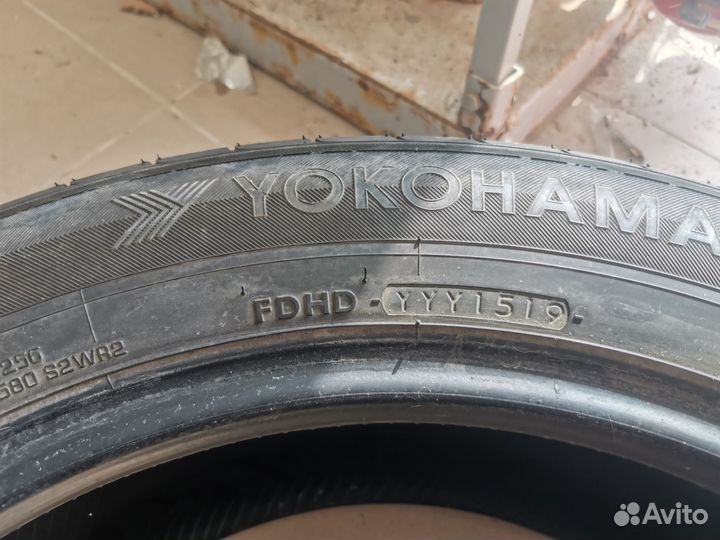 Yokohama BluEarth E51 225/60 R18