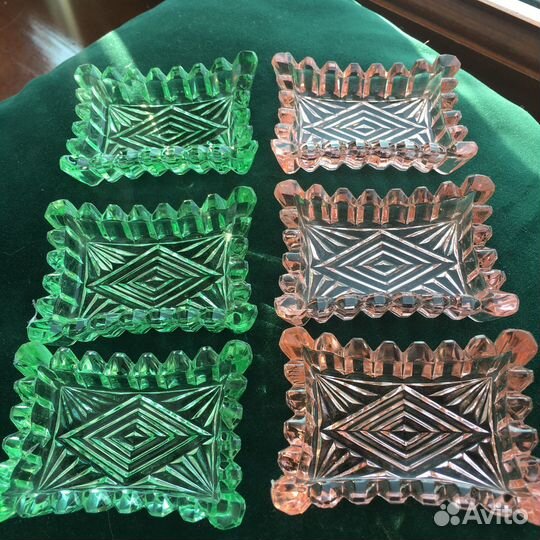 Набор хрустальных розеток для варенья