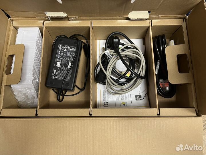 Принтер пластиковых карт Zebra ZXP series 3