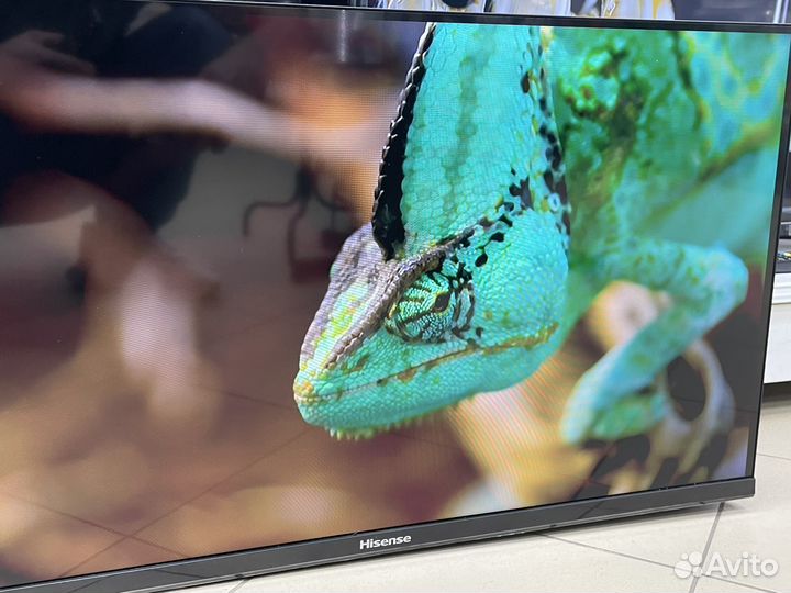 Телевизор Hisense Smart