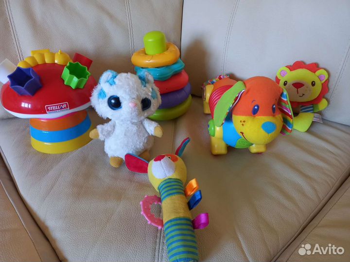 Развивающие игрушки пакетом