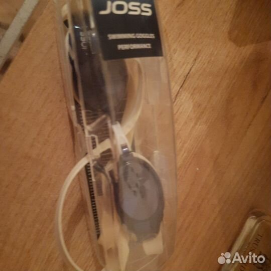 Очки для плавания