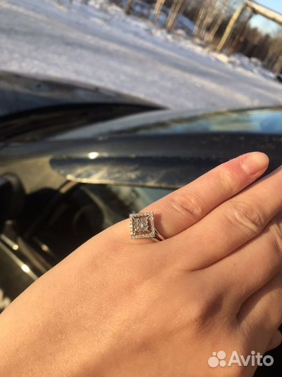 Кольцо с бриллиантами