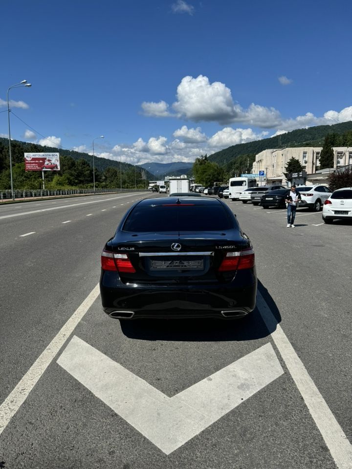 Lexus LS: фото владельца