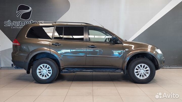 Mitsubishi Pajero Sport 2.5 МТ, 2015, 141 000 км