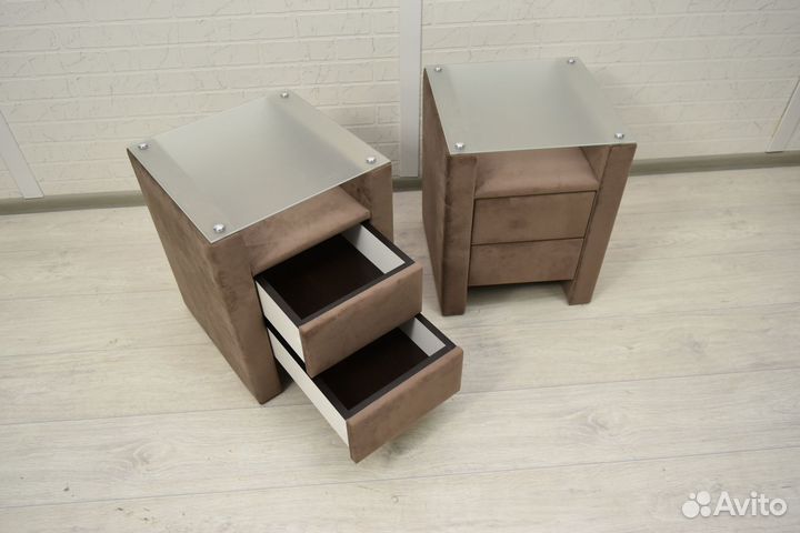 Прикроватные тумбы