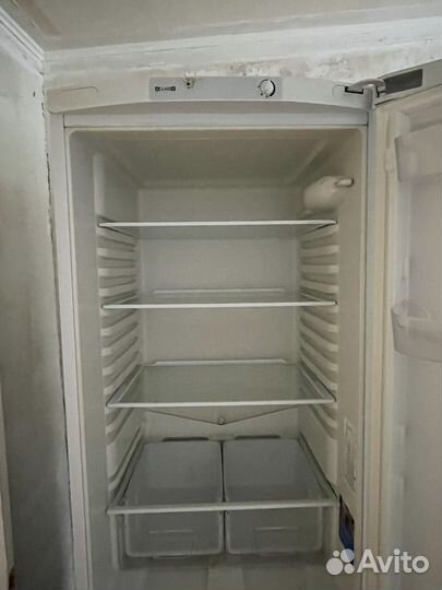 Холодильник бу indesit