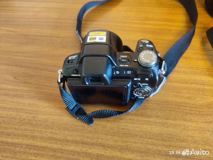 Фотоаппарат sony DSC-H50