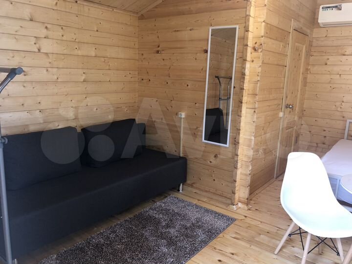 Дом 25 м² на участке 7 сот.