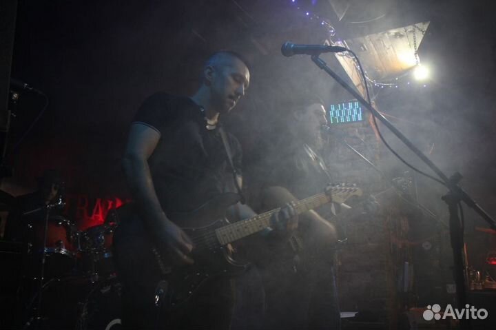 Преподаватель по гитаре