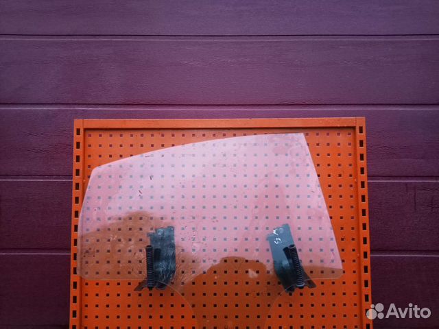 Стекло двери Volkswagen Passat B5