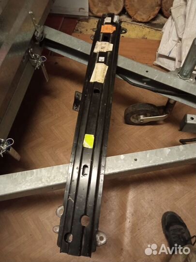 86530-1c300усилитель переднего бампера