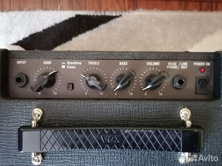 VOX комбоусилитель Pathfinder 10