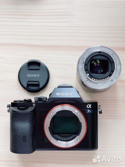 Sony 7S + 50mm f/1.8 OSS