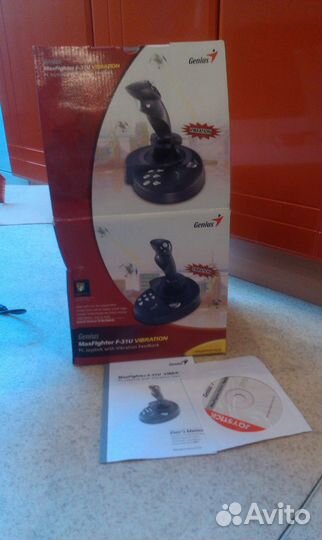 PC Joystick Genius MaxFighter F-31U vibrat