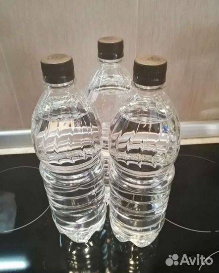 Лечeбнaя киcлaя вода из источника 