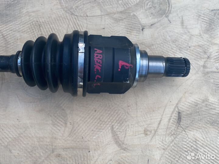 Toyota avensis 2 привод левый