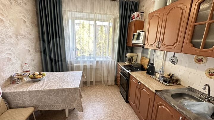 2-к. квартира, 54 м², 3/5 эт.