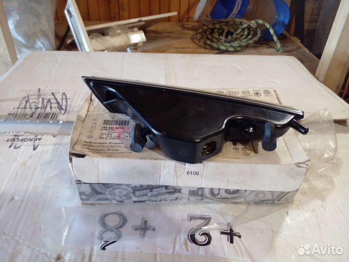 Указатель поворота левый Volkswagen Scirocco