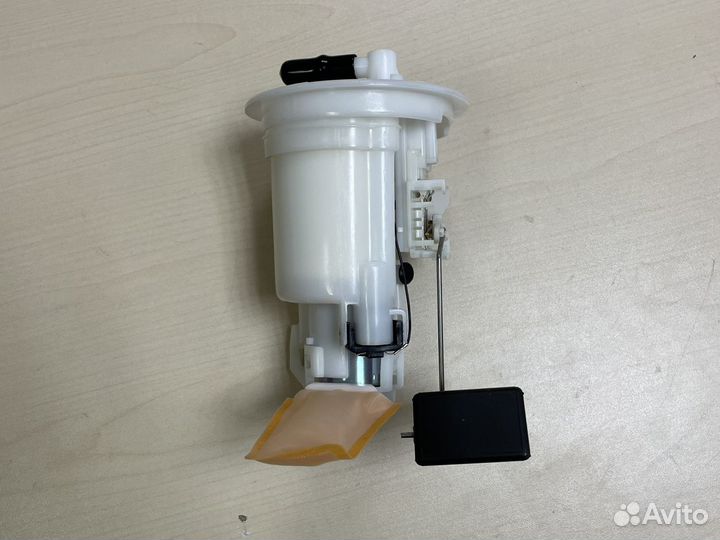 Насос топливный в сборе Mitsubishi Grandis