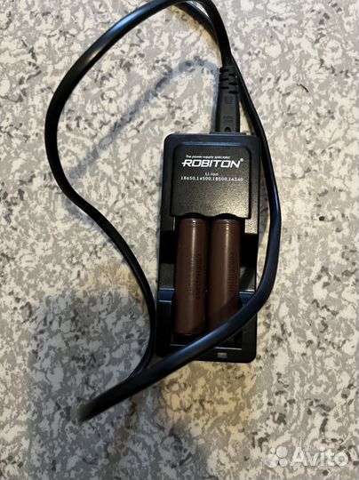 Зарядное устройство